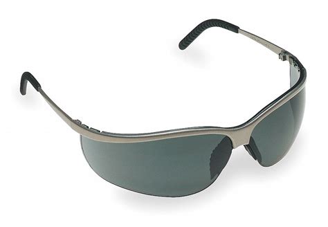 3m metaliks™ sport anti fog safety glasses gray lens color 4dy76 11344 10000 20 grainger