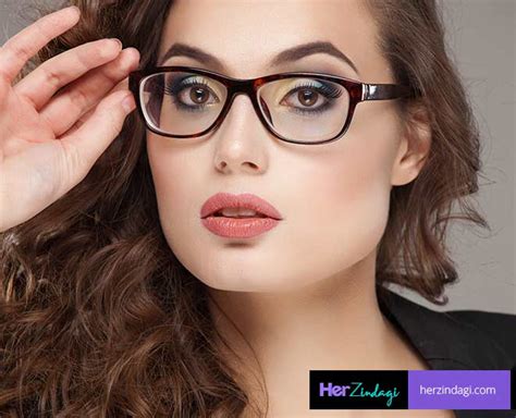 5 Makeup Tips For Girls Who Wear Glasses चश्मा लगाने वाली लड़कियां भी