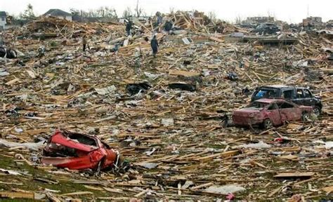 Tornado Damage In Washington Il November 17 2013 Tornado Illinois