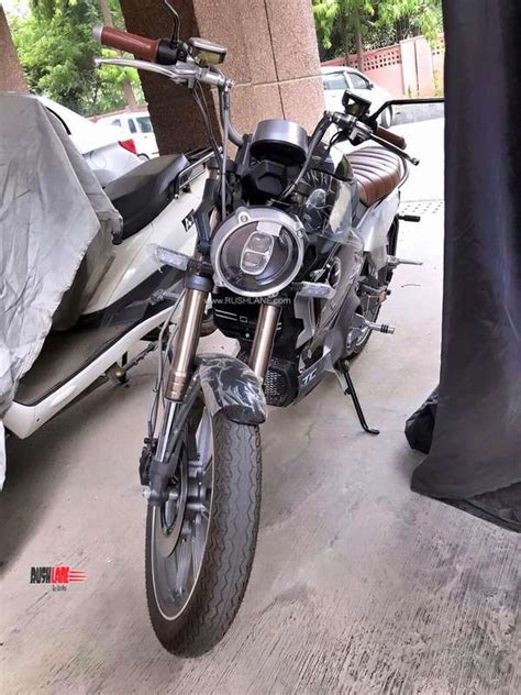 The line between them and motorcycles is starting to get blurry. Revolt motorcycle Chinese look alike electric bike spied ...