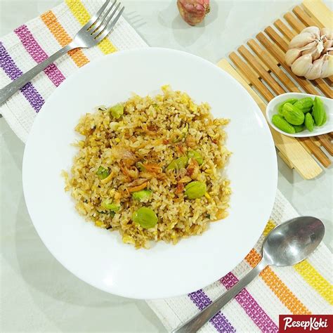This is a simple and tasty fried rice recipe. Pin di Nasi