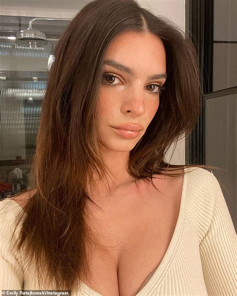 Emily Ratajkowski Celebrates Her Book Tour With Pouty Selfie And A Night Of Intimate