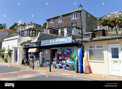 Shop Seaside Hi Res Stock Photography And Images Alamy