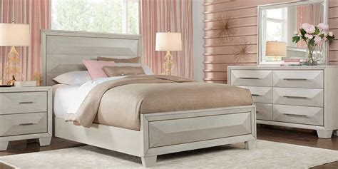 We did not find results for: Sofia Vergara Cambrian Court White 7 Pc Queen Panel ...