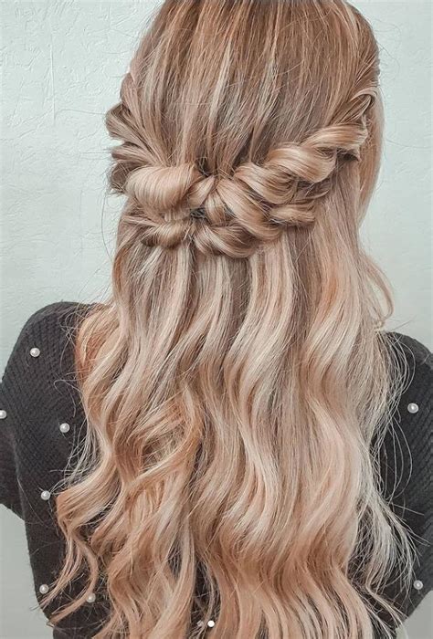 39 Amazing Prom Hairstyle Ideas For 2021 Lily Fashion Style