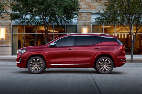 2018 Gmc Terrain Denali Side Motor Trend En Español