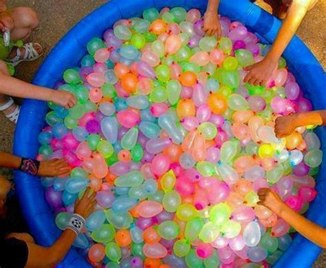 Kids Party Idea Water Balloon Fight Pfffft This Would Be Fun For