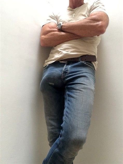 Pin By Mdr On Bulges Men In Tight Pants Skinny Jeans Men Tight Jeans