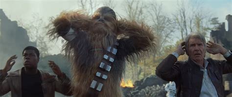 Deleted Force Awakens Scene Has Chewbacca Ripping Off An Arm