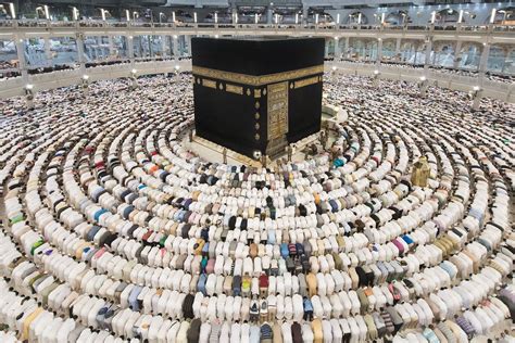 Striking Pictures Of How The World Celebrates Ramadan Mecca Islam