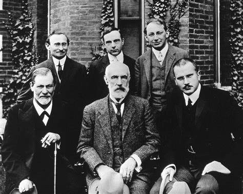 Filehall Freud Jung In Front Of Clark 1909 Wikimedia Commons