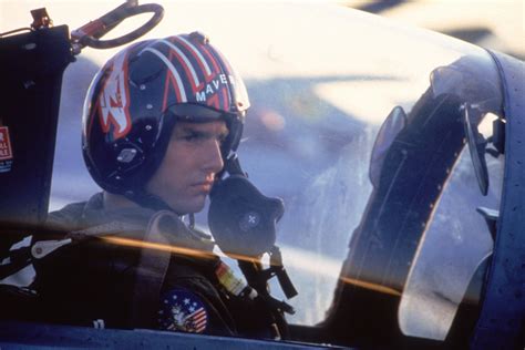 Topgun School Fines Aviators 5 Each Time They Quote The Iconic 1986
