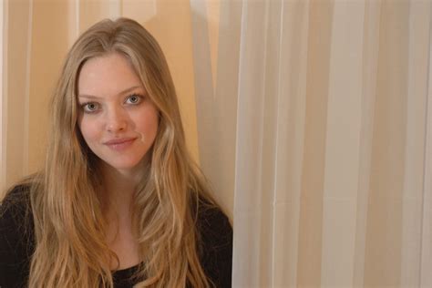 1920x1280 Amanda Seyfried Pretty Hd Wallpaper 1920x1280 Resolution Wallpaper Hd Celebrities 4k