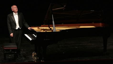Maurizio Pollini In Concerto Con Schumann E Chopin Teatrionline