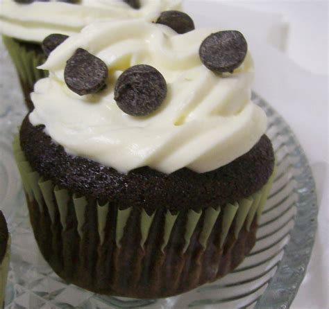 Chocolate Chip Cheesecake Cupcakes Simply Sweet Home