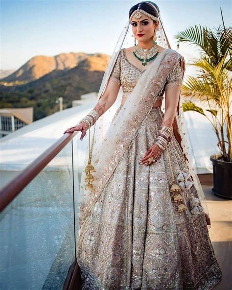 A Guide To Traditional Indian Wedding Attire