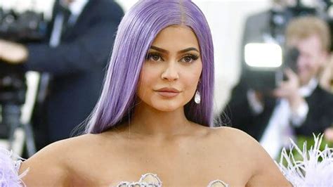 kylie jenner reveals what her hair really looks like