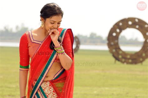 Actress Gallery Lakshmi Menon Hot Hd Navel Stills In Manjappai