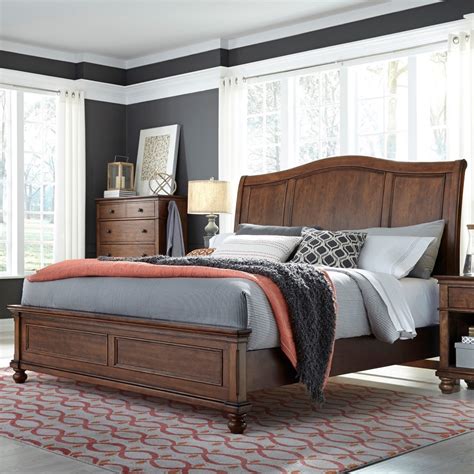 aspenhome oxford i07 400 403 402 wbr transitional queen sleigh bed with usb ports baer s