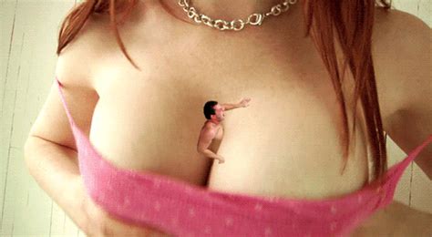See And Save As Giantess Gifs Porn Pict Crot Com