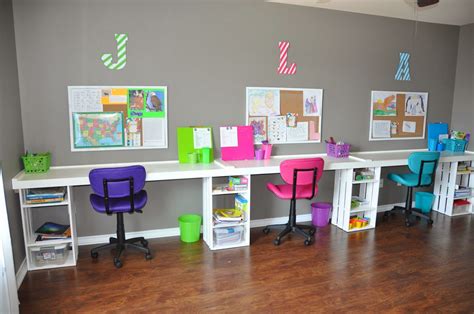 Sunny Simple Homeschooling: Small Space Homeschool Room Ideas