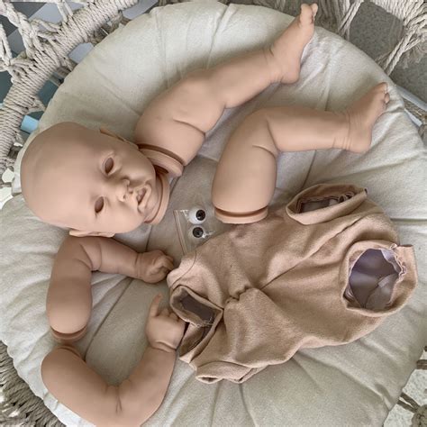 22in Unpainted Reborn Doll Kits Vinyl Head Full Limbs Cloth Body