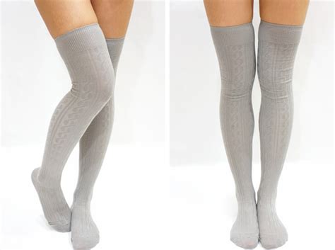 simple cable knit knee high socks light grey on luulla