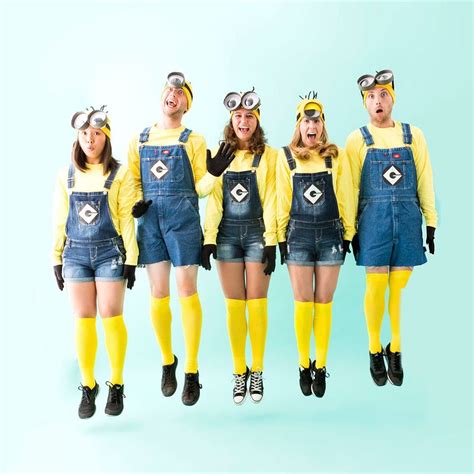 Make Minion Costumes For Your Squad This Halloween Group Halloween