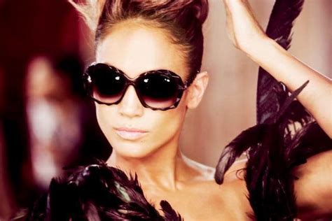 Jennifer Lopez In Gorgeous Swarovski Sunglasses Available At Eye Class