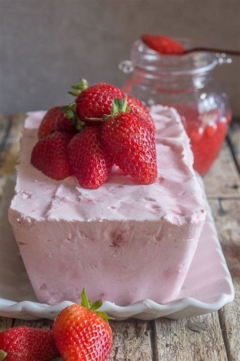 A Fast And Easy No Bake Dessert Creamy Strawberry