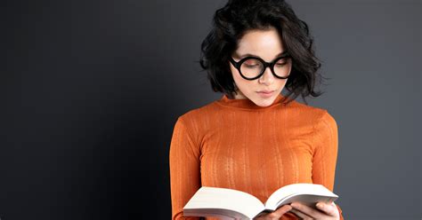 9 Signs Youre Genuinely Smart According To Psychology