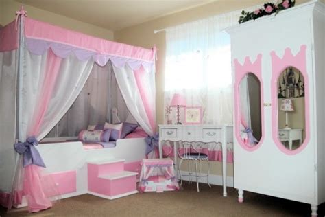 Take a look through these girls' room ideas to find inspiration for your child and create a bedroom she will love no matter her age. 83 Pink Bedroom Designs for Teenages 2020 UK - Round Pulse