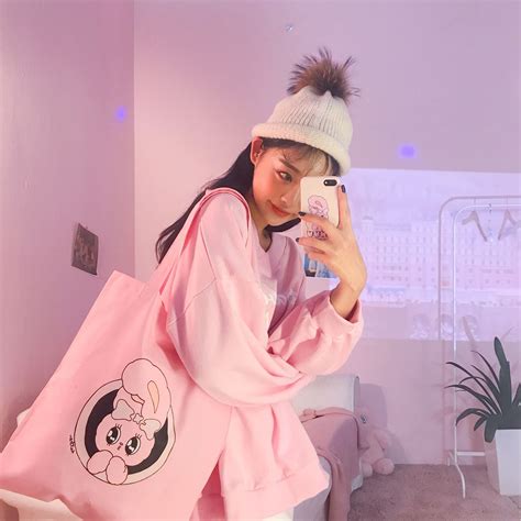 Korean Girl Aesthetic из архива много фотографий в хорошем Hd качестве