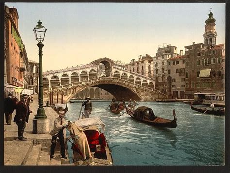 Italy 1800s Late 1800s Venice Italy Gondola Boats At The Rialto