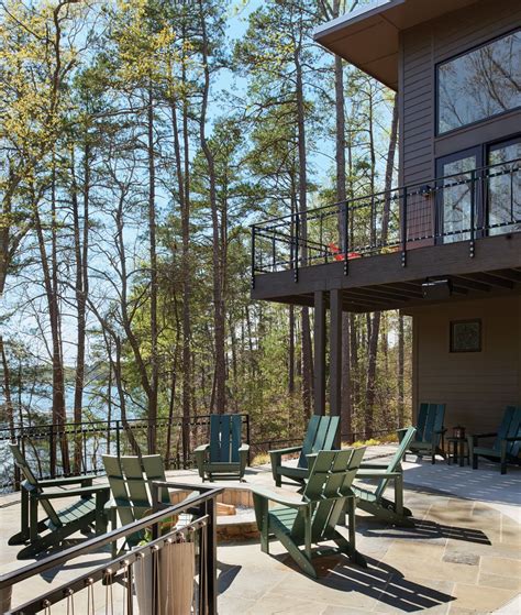 Summer Escape Inside Three Beautiful Southern Lake Houses Modern