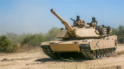 4th Tanks Send Rounds Down Range At Camp Pendleton The Official
