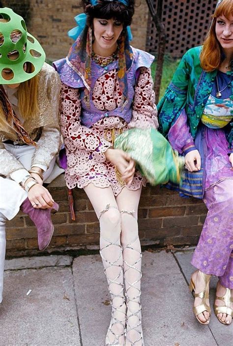 these color photos capture the psychedelic hippie fashion in london during the 1960s rare