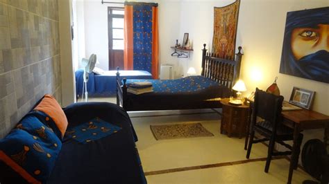 Projet cabane dans une chambre d'enfant 1. Chambre Marocaine bleu Indigo | Chambres d'hôtes, B&B ...