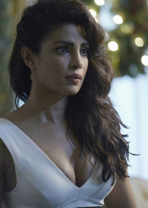 Pin By Nishi Nishant On Indian Actress Priyanka Chopra Bikini Priyanka Chopra Hot Actress