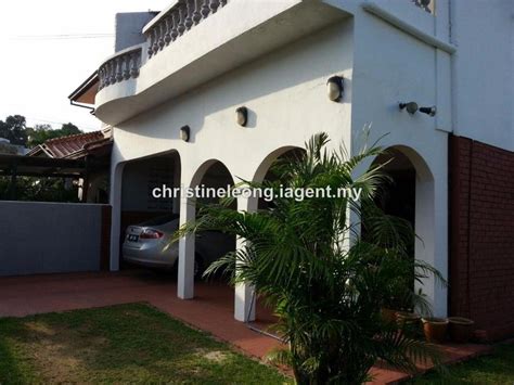 It is an international airport with more than 2.8m passengers per year (incoming, outgoing and from the city center of johor bahru to the terminals you will need approx. Taman Kolam Air, Johor Bahru Semi-detached House 4+1 ...