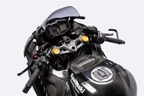 But a new contender for the 250cc crown has arrived. MEGA GALLERY: 2020 Kawasaki Ninja ZX-25R carbon fibre race ...