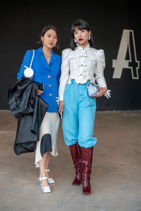 the best street style at shanghai fashion week fall 2021 vogue daily street style street