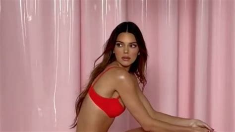 Kendall Jenner Called Out By Fans For Alleged Photoshop Fail