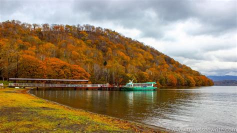 Offbeat Japan Discovering The Autumn Beauty Of Hokkaido Travelseewrite
