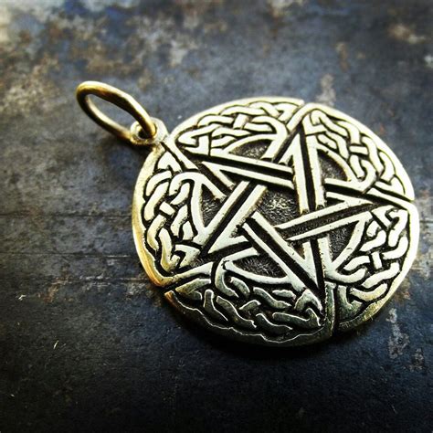 Pentagram Pendant Celtic Wiccan Jewelry Witchcraft Pagan Etsy