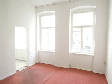 Jetzt aktuelle wohnungsangebote für mietwohnungen und eigentumswohnungen in berlin finden! Unsanierte 1-Zimmer-Ofenheizungswohnung - 1-Zimmer-Wohnung ...