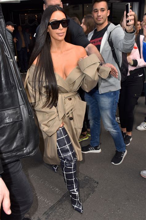 Kim Kardashian 19 Hot Celebs Home