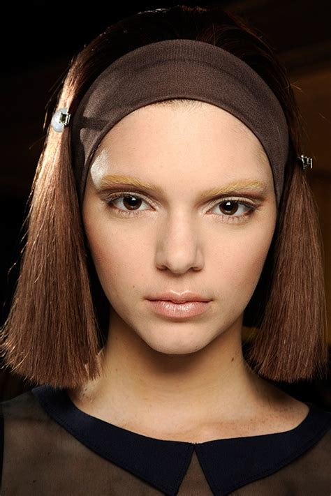 Beauty Trend Alert: Bleached Brows - Love it or Hate it?