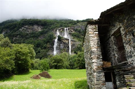 The acquafraggia waterfall in borgonuovo is one of the most beautiful in lombardy. Cascata dell'Acquafraggia - European waterfalls