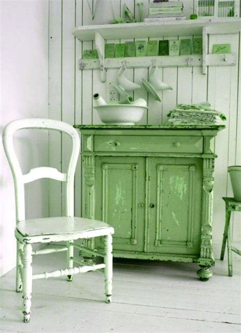 Think Green 25 Beautiful Furniture Makeovers Salvaged Inspirations